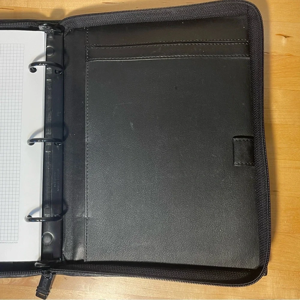 Tumi Alpha SLG Zip-Around 3 rings binder